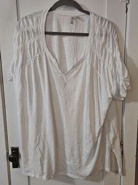 Cato White V-Neck Smocked Sleeve Tunic